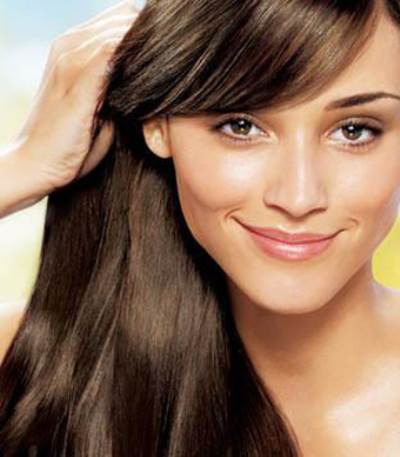 كيف تجعلين رائحة شعرك جميلة؟