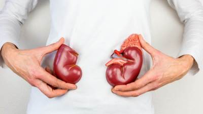 اهدى حبيبته كليته بمناسبة عيد الحب!!