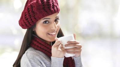 لماذا نحتاج إلى قبعة دافئة في موسم البرد؟