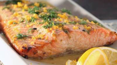 الشيف أندرو ديكي يكشف أسرار تحضير السالمون المدخن في البيت