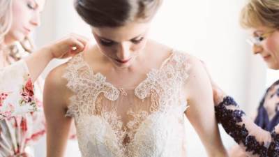 عند التخطيط لحفل زفافك .. هل فكرت في المجوهرات؟؟