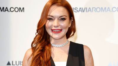  ليندسي لوهان تنجو من الموت بعد اصطدام سيارتها بشاحنة