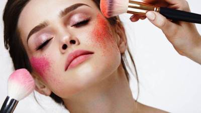 خديك مركز جمال وجهك وكريم Be Discovered Cream Cheek Trio