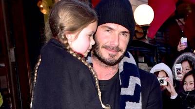  في عيد الأب .. مشاهير الرجال في أجمل لحظات الأبوة