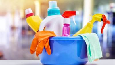 استخدامات غير معتادة للمنظفات المفضلة لديك