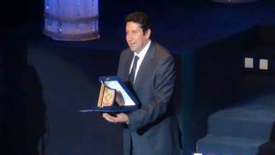 هاني رمزي يهدي جائزة "الإسكندرية" للمسلمين بعد الفيلم المسيء