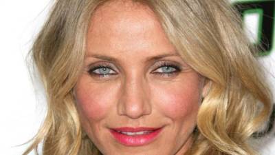  كاميرون دياز تتغلب على الأربعينيات بالرياضة وحب الحياة