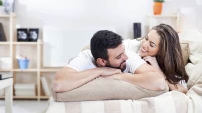  افكار تزيد من محبة الزوج لزوجته