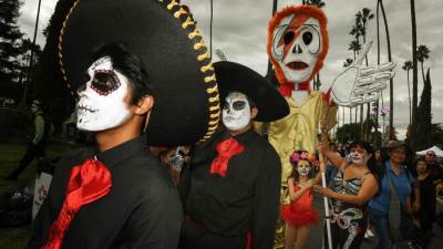 بالصور .. عيد الموتى فى دول الأمريكتين