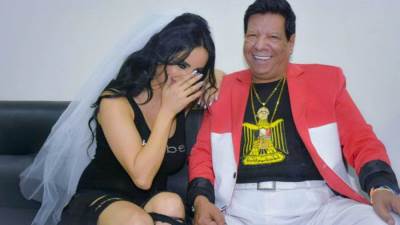  شعبان عبد الرحيم يعلن عن إرتباطه بحسناء لبنانية