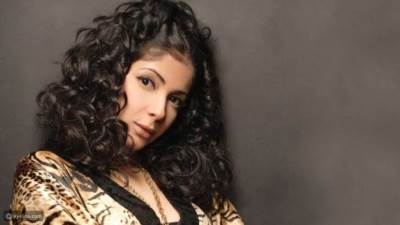 منى زكي "دنيا قاسية"