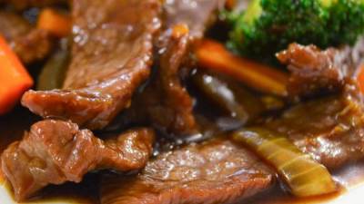 لحم مقرمش علي الطريقة الصينية