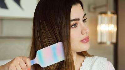 كيف تصنعين زيوتاً قوية ومغذية لشعرك في المنزل؟  