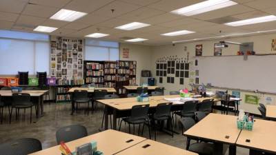 جمالها منعها من الذهاب إلى المدرسة