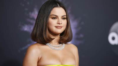 هل إنفصال بيبر عن سيلينا جوميز كان بسبب خبر خيانته لها مع ريهانا