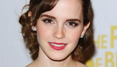 أيما واتسون : "كريستين ستيوارت مجرد إنسانة"