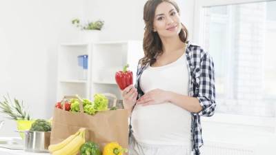 غذاء الحامل أهم من الأدوية في أشهرها الثلاثة الأولى