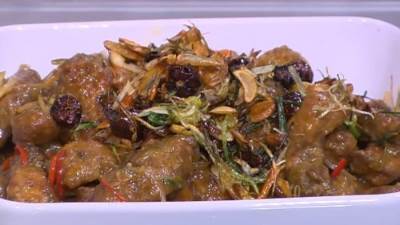 طريقة عمل اجنحة الدجاج الاسيوية المحمرة