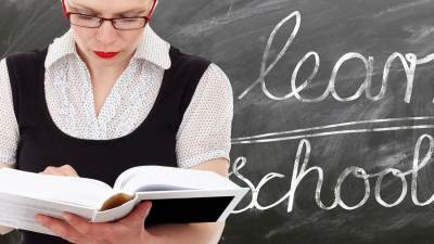 معلمة روسية باعت روحها للشيطان لتكسب عشق تلميذها