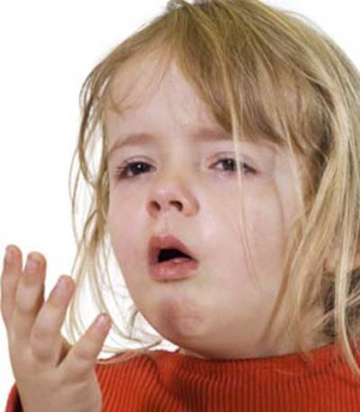 الخناق .. مرض تنفسي يجهد الأطفال