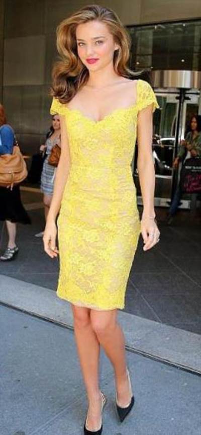 ميراندا كير تبدو رائعة الجمال بتوقيع ريم عكرا