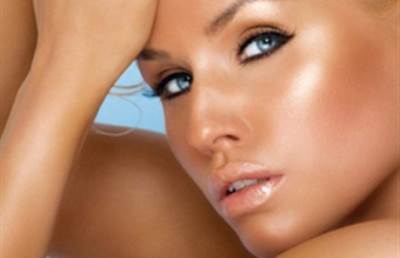 سبراى اكتساب اللون البرونزى يزيد فرص سرطان الرئة