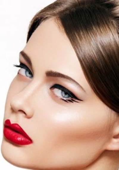 ضروري جدا عند وضع مكياجك