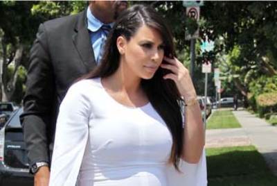 تسمية إبنه كيم كارديشيان وكاني ويست "North West" ولقبها Nori