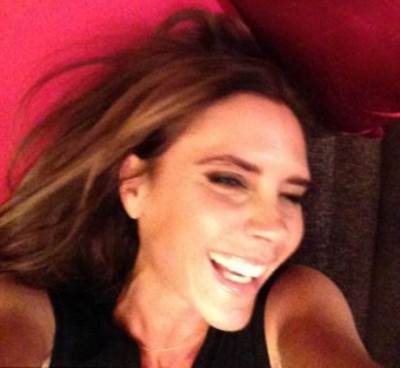 ديفيد بيكهام يثبت على طريقته أن زوجته فيكتوريا بإمكانها أن تضحك