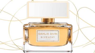 تمتع بالقوة مع عطر Givenchy Play Intense الذي يقدمه جيفانشي للرجال