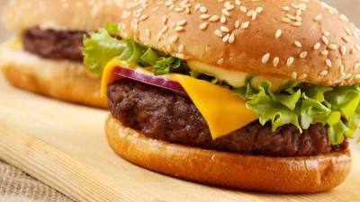 تقديم برجر مصنوع من اللحم لإصطناعي بسعر 250 ألف جنيه إسترليني في لندن