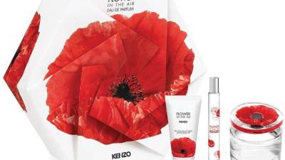 تمتعي بسحر الطبيعة وبريق المدينة مع عطر Flower by Kenzo