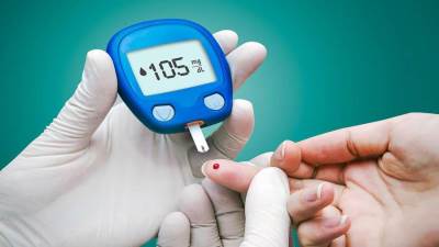 إهمال تنظيم السكر فى الدم يؤدى إلى الإصابة بالمياه البيضاء