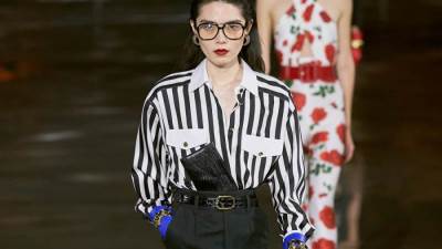 لقطات من أسبوع باريس لربيع وصيف 2014