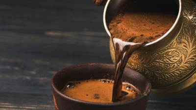 تناول القهوة وودّع السرطان