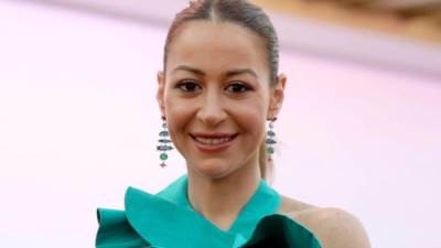 منة شلبي تظهر بـ"لوك" مختلف