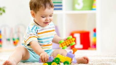 الاختيار الصائب للعبة طفلك تساعد على تنمية قدراته العقلية