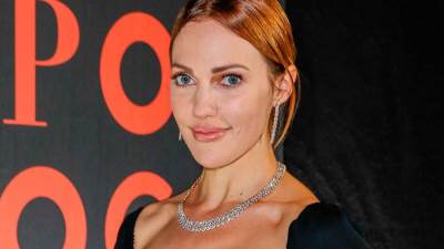 مريم أوزرلي تعود من جديد بدور السلطانة كوسيم!