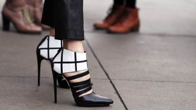 خمس حقائق لا نعلمها عن الأحذية ذات الكعب العالي