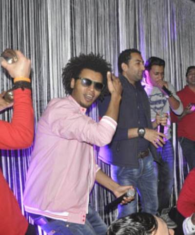 بالصور .. العسيلى واوكا وارتيجا وشحتة كاريكا فى بروم الشباب