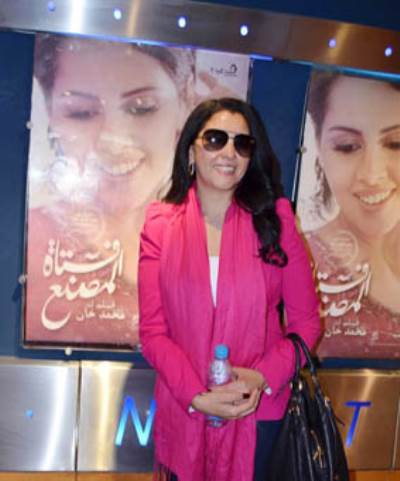  بالصور .. عرض خاص لفيلم فتاة المصنع