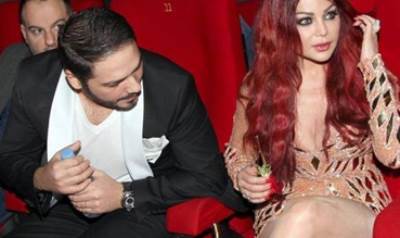 نظرة رامي عياش لفستان هيفاء وهبي الشفاف يثير مواقع التواصل الأجتماعي