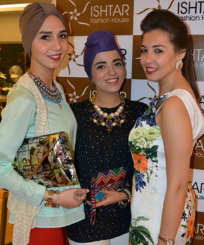 بالصور .. نجوم الفن والمجتمع في افتتاح اتيليه Fashion House ) - Ishtar )