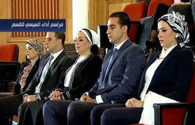 فيديو وصورة لتتعرفوا على عائلة الرئيس المصري الجديد