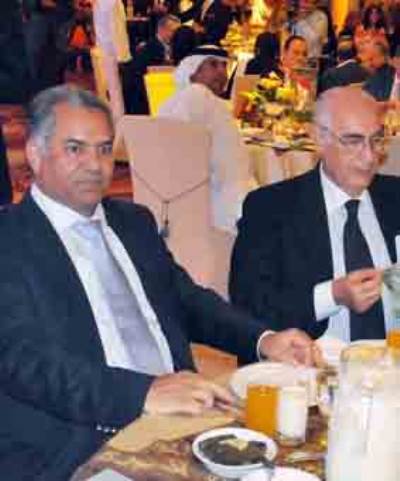 بالصور ..  الوزراء ونجوم السياسة والفن والاعلام في "ليلة أماراتية" على شرف سلطان الجابر