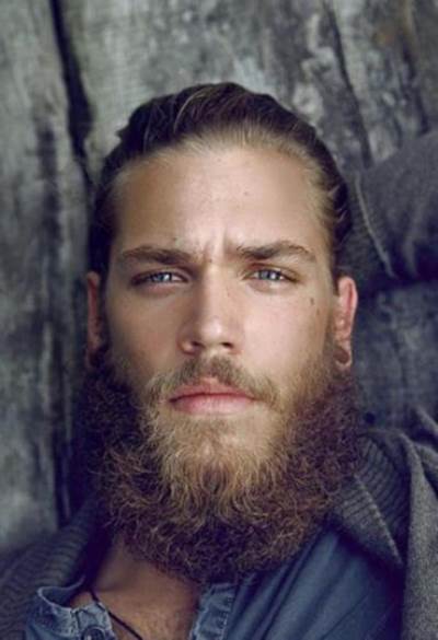 الرجل الأجمل على وجه الكرة الأرضية