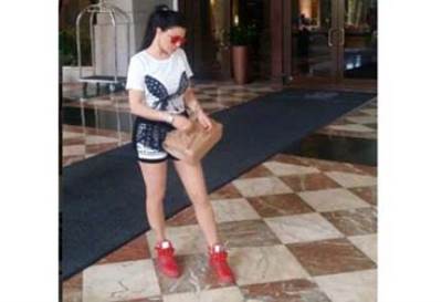   "شورت" هيفاء يسبب لها أزمة بـ "إنستجرام" 