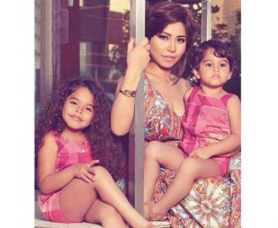 بالصور .. ابنتا شيرين عبد الوهاب تسرقان منها النجومية!