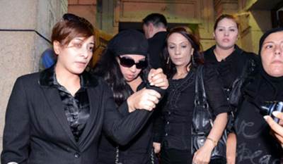  بالصور.. فنانات مصر بدون ماكياج في عزاء سعيد صالح