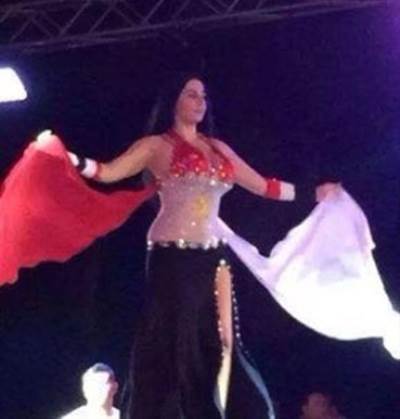 رسمياً .. المطالبة بترحيل الراقصة صافيناز!